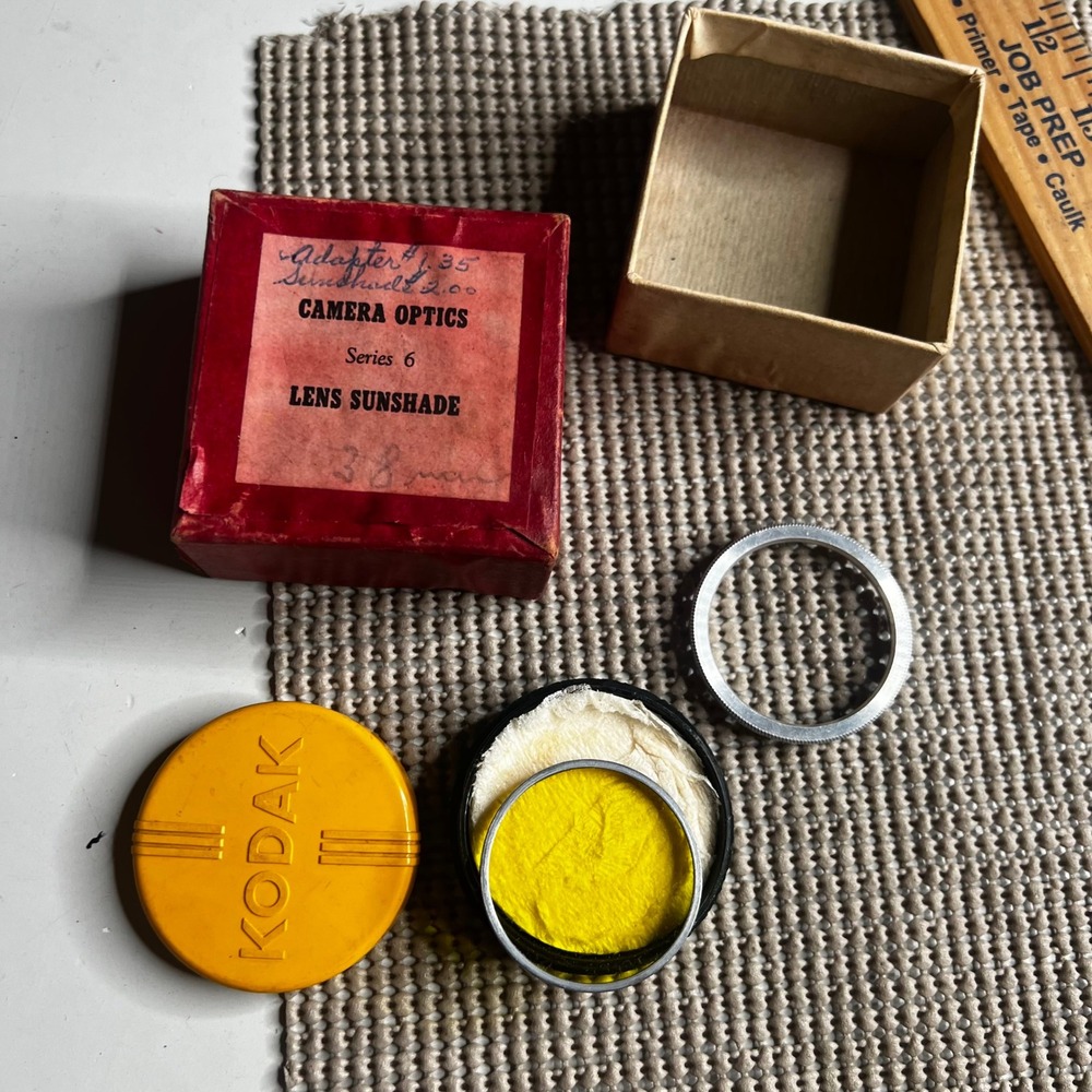 Vintage Kodak Series VI Wratten Filter K2 Yellow with Lens Sunshade & Case USA